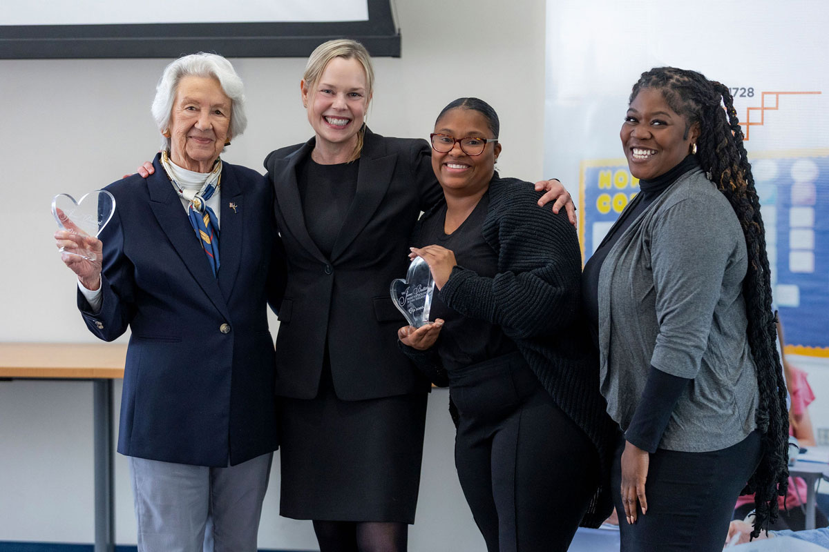 Our president + CEO, Lisa Howard presents the inaugural Jane Batten Excellence in Early Education award to honorees.